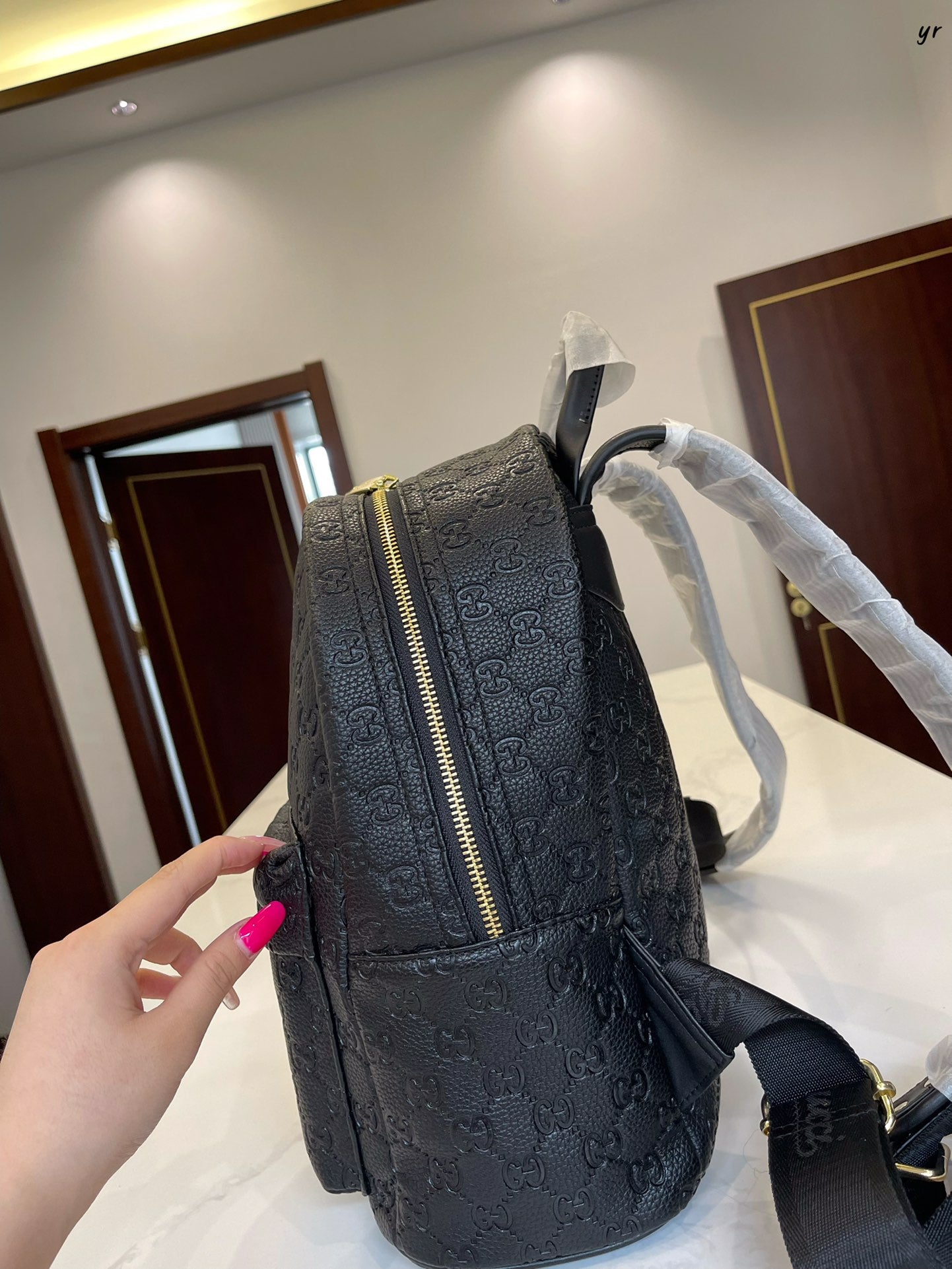 GUCCI BAG 451-2