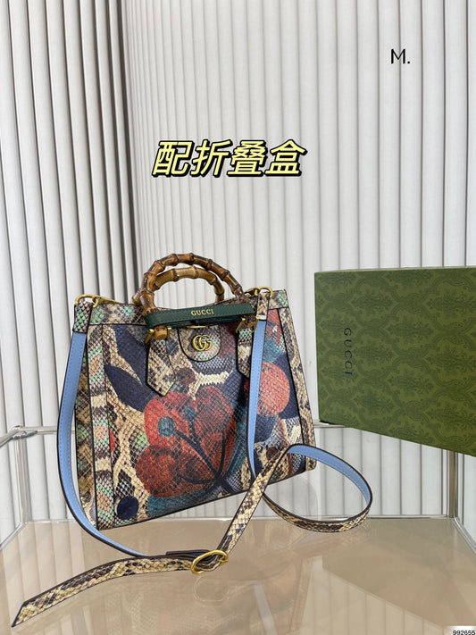 GUCCI BAG  461
