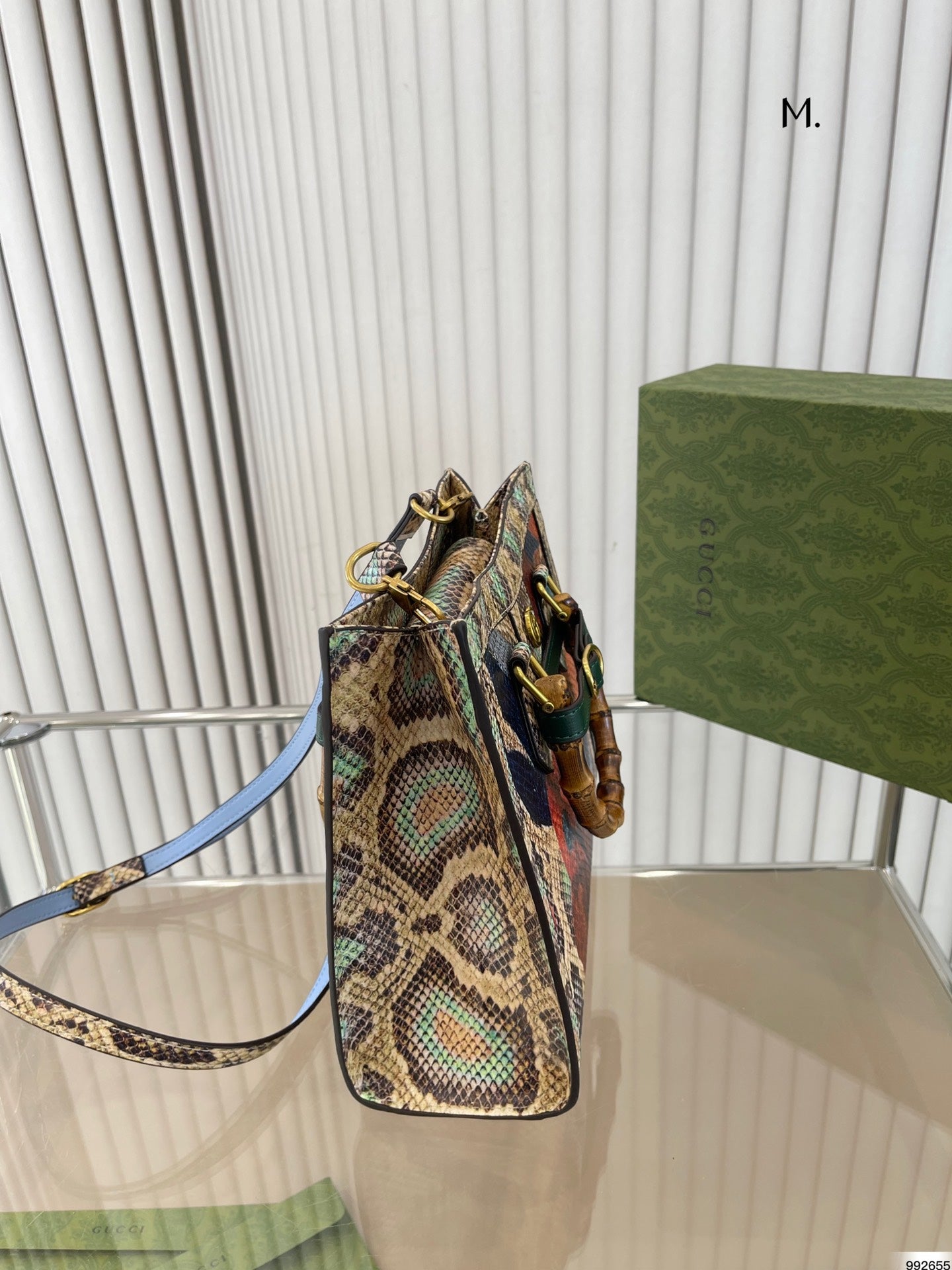 GUCCI BAG  461