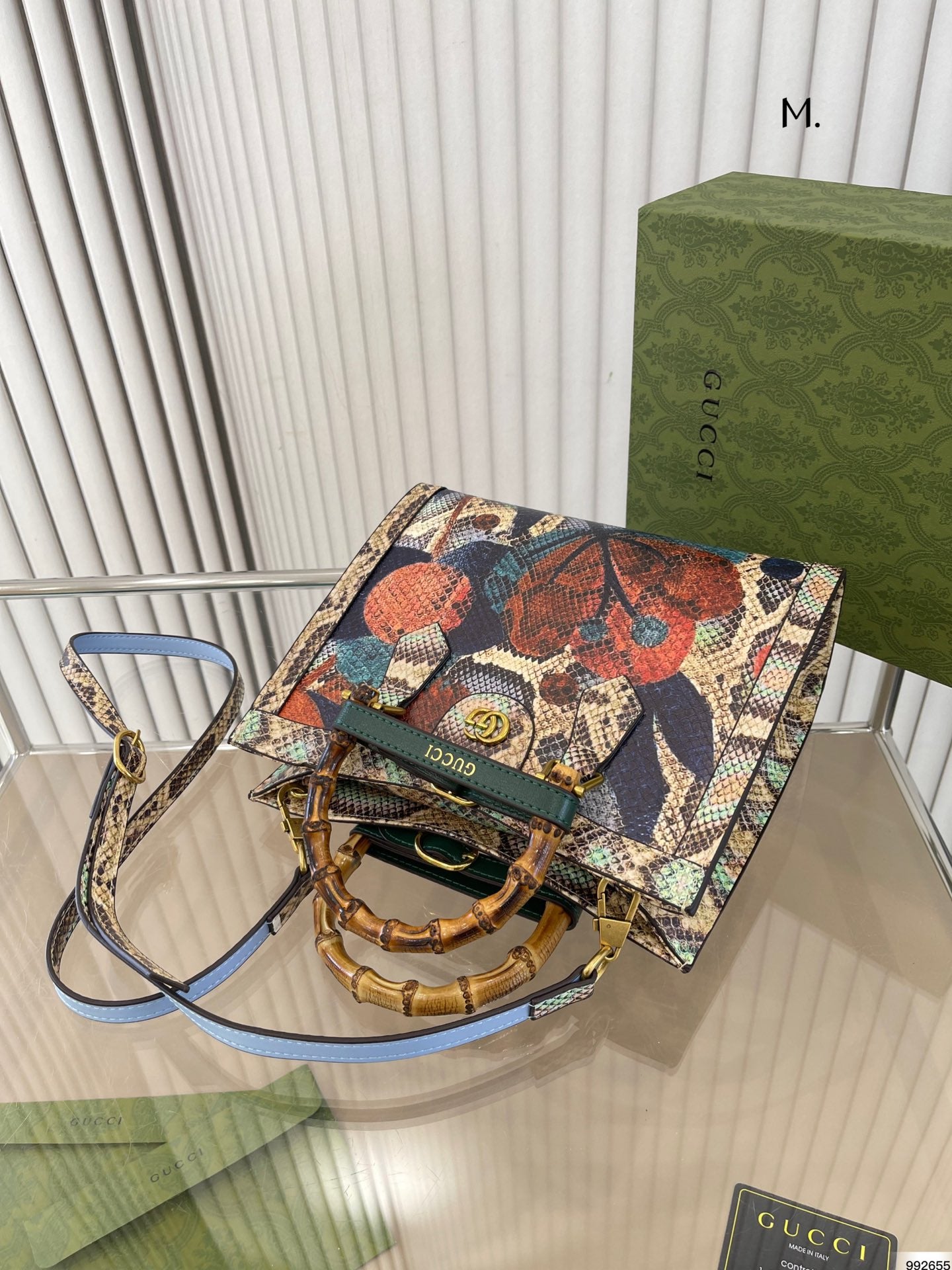 GUCCI BAG  461