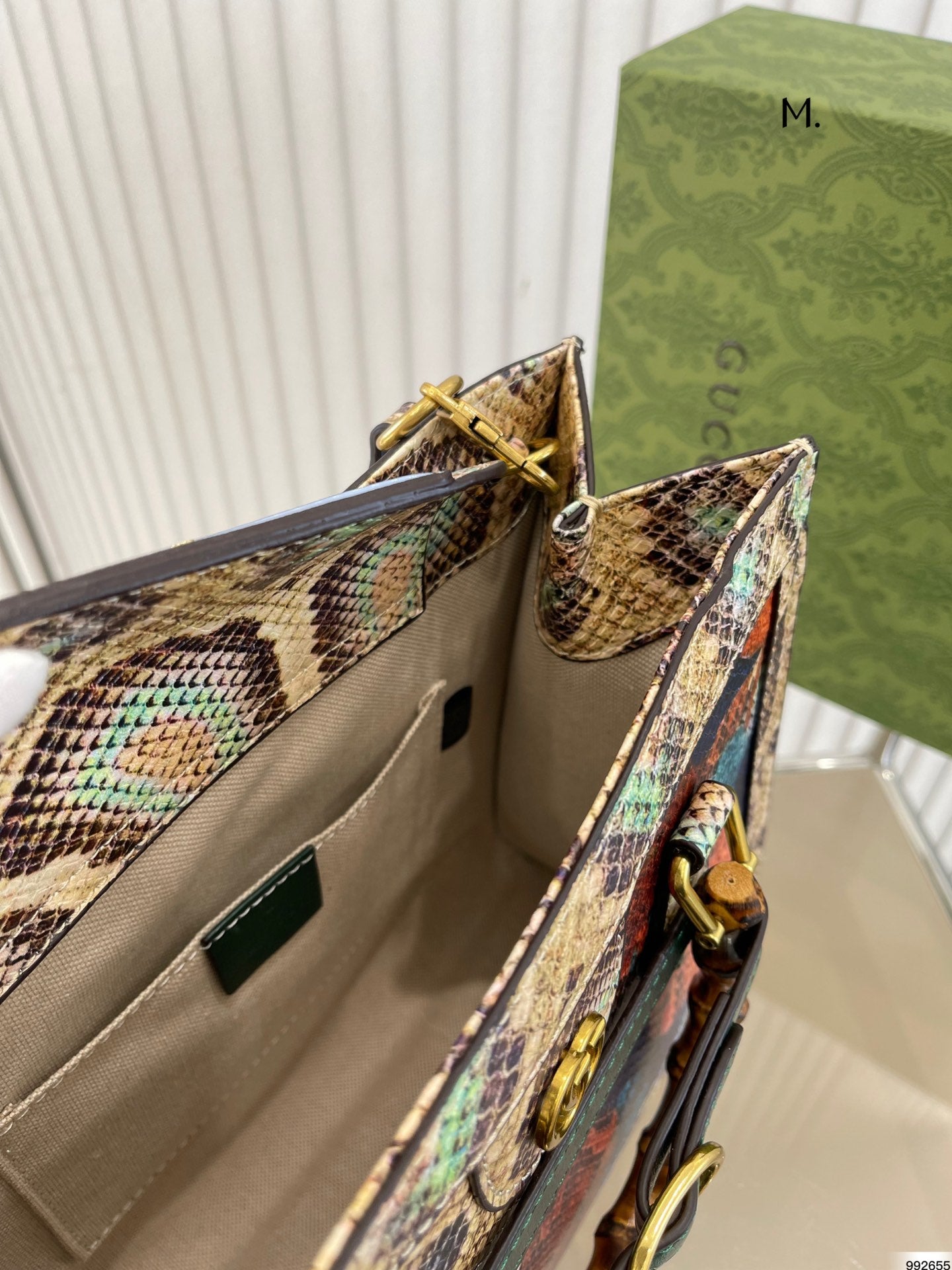 GUCCI BAG  461