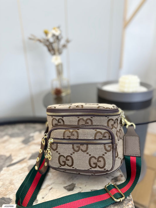 GUCCI BAG  466