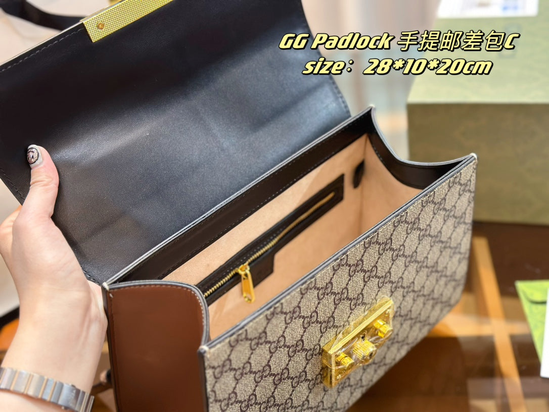GUCCI BAG  468