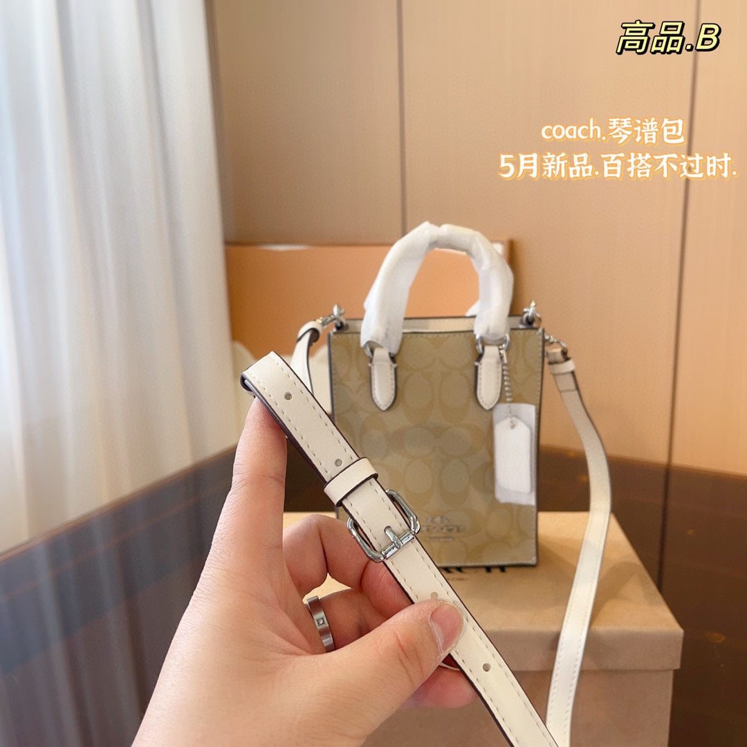 Co-BAG124