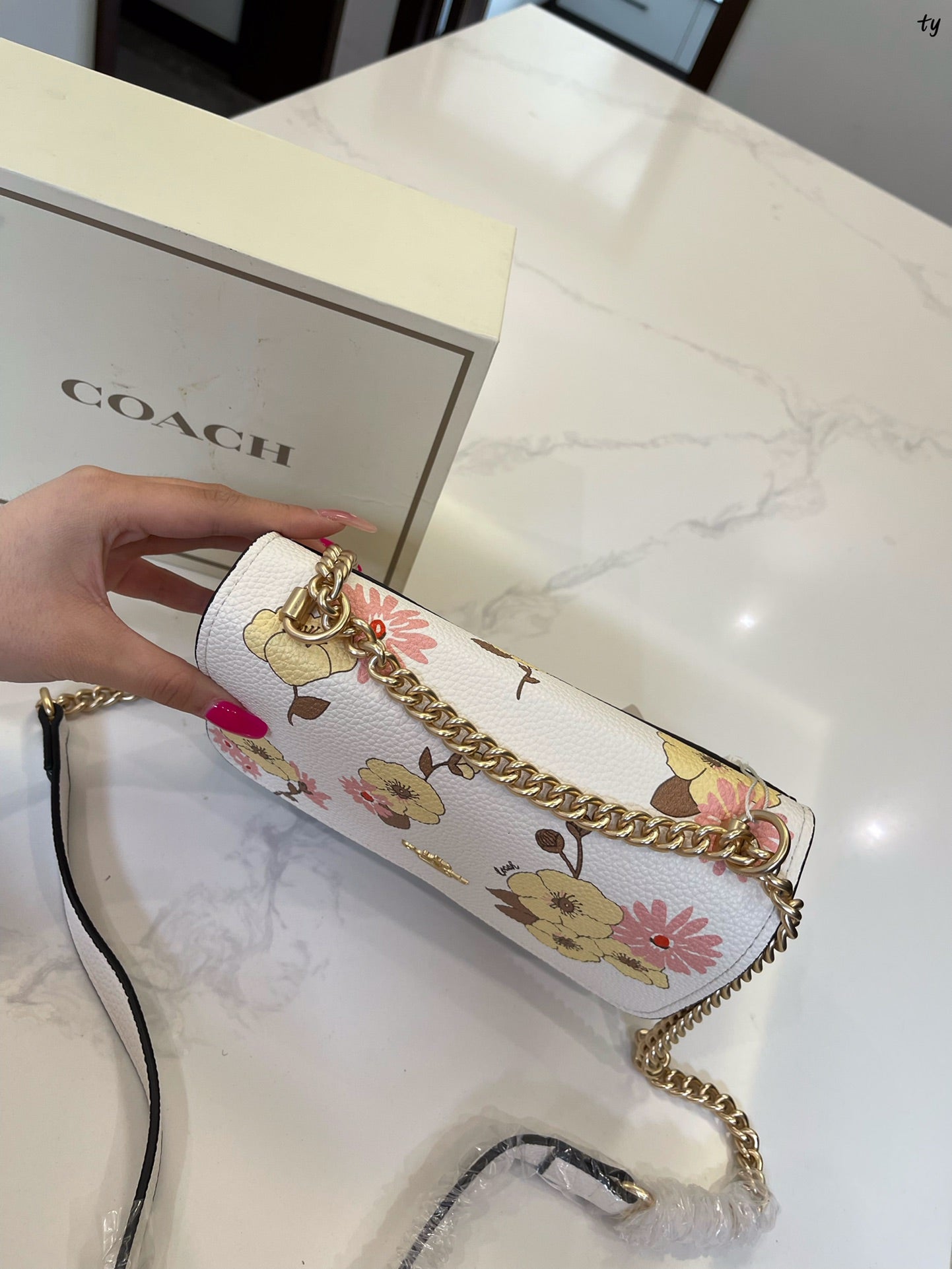 Co-BAG54