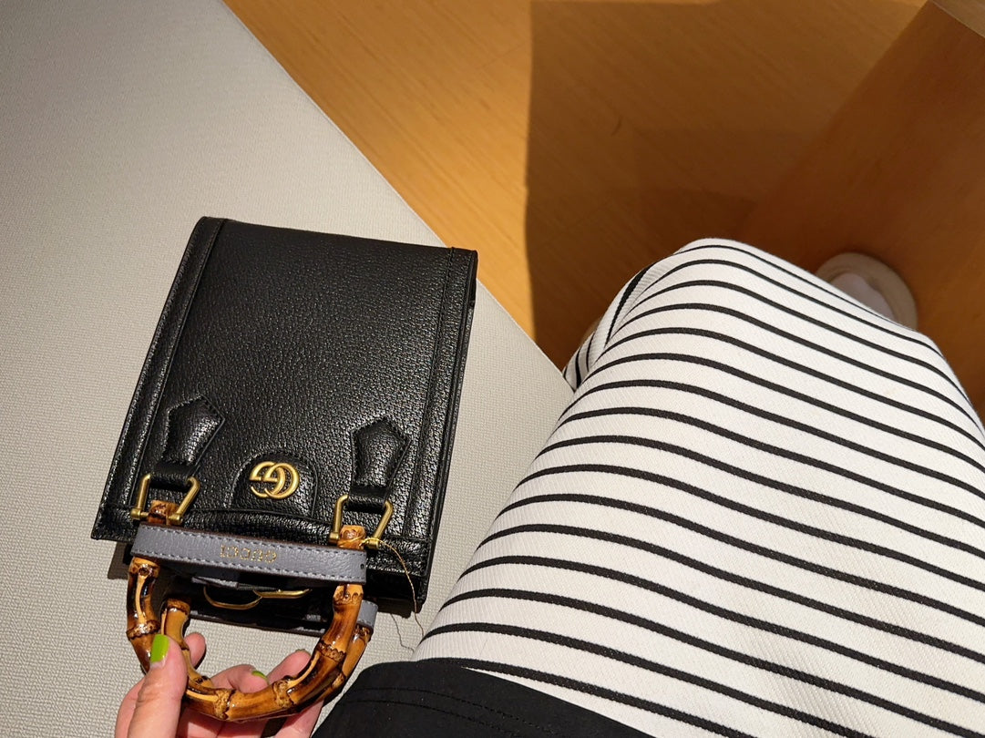GUCCI BAG 494 -2