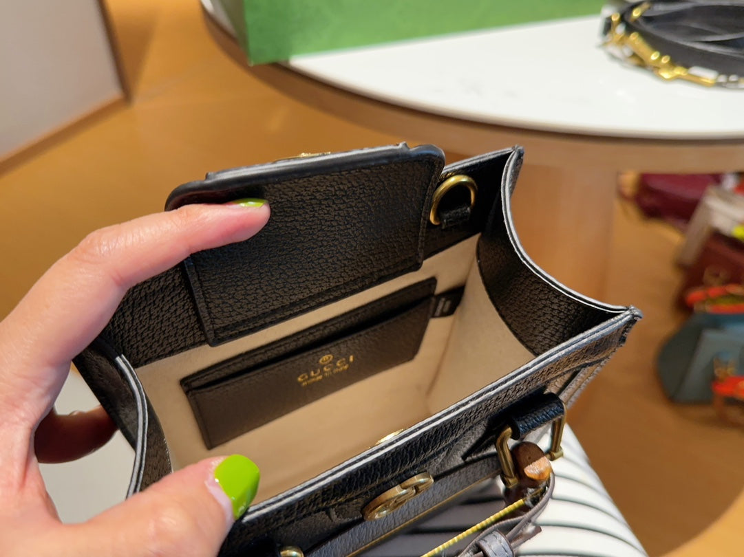 GUCCI BAG 494 -2