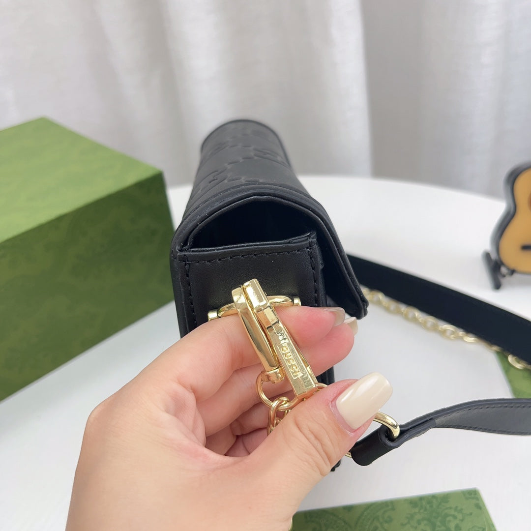 GUCCI BAG 497