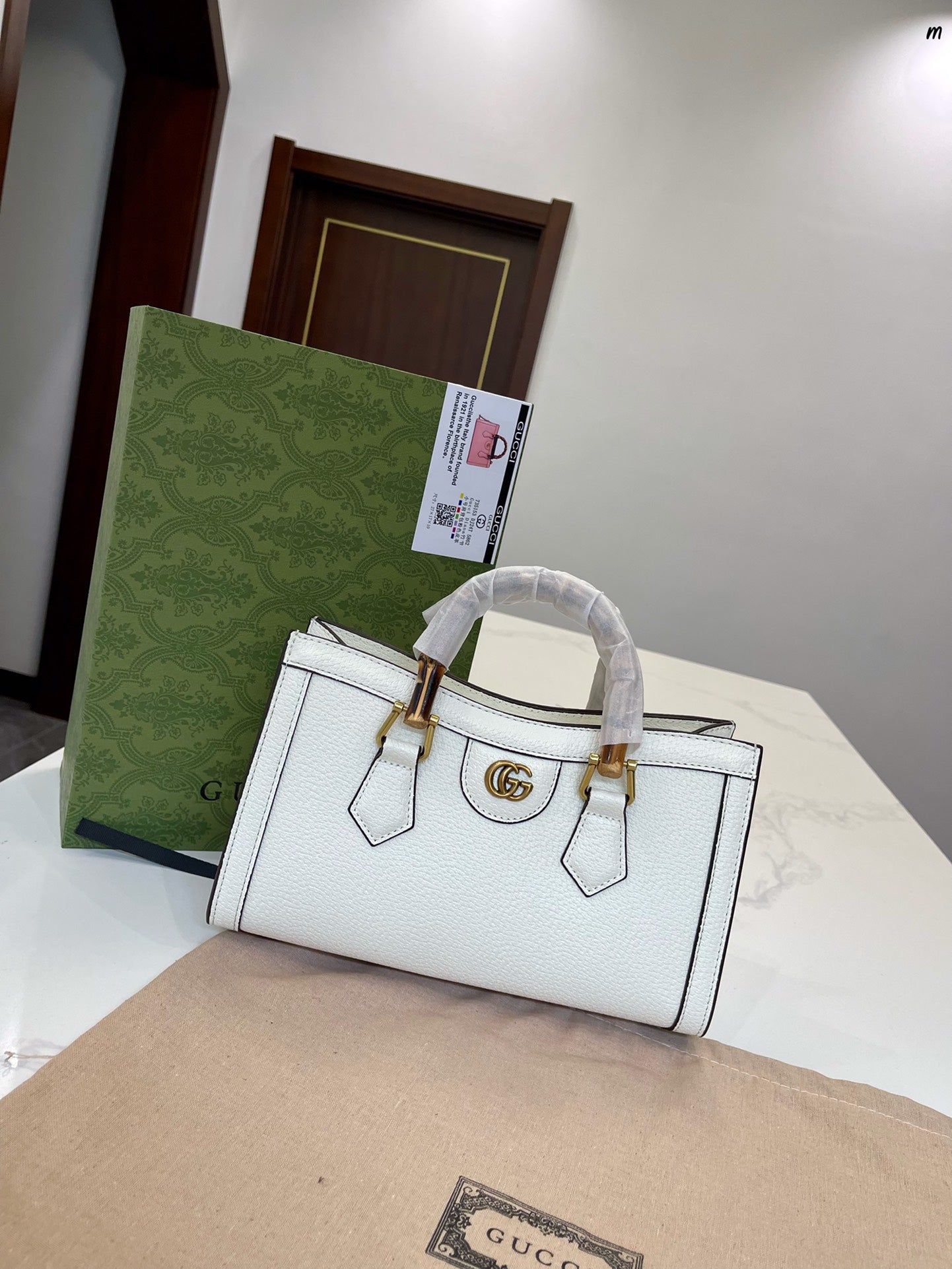 GUCCI BAG 504-1