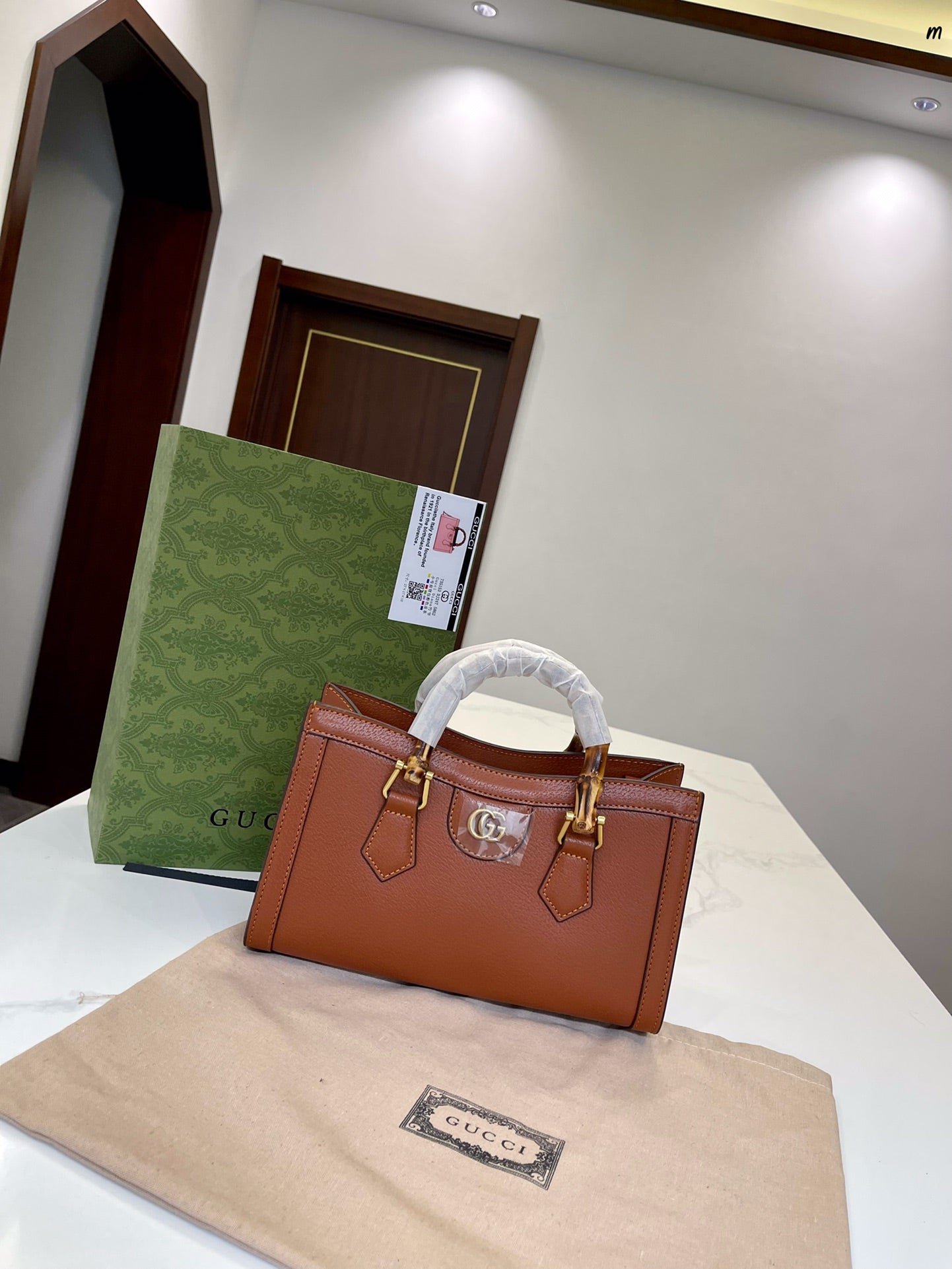 GUCCI BAG 504-1