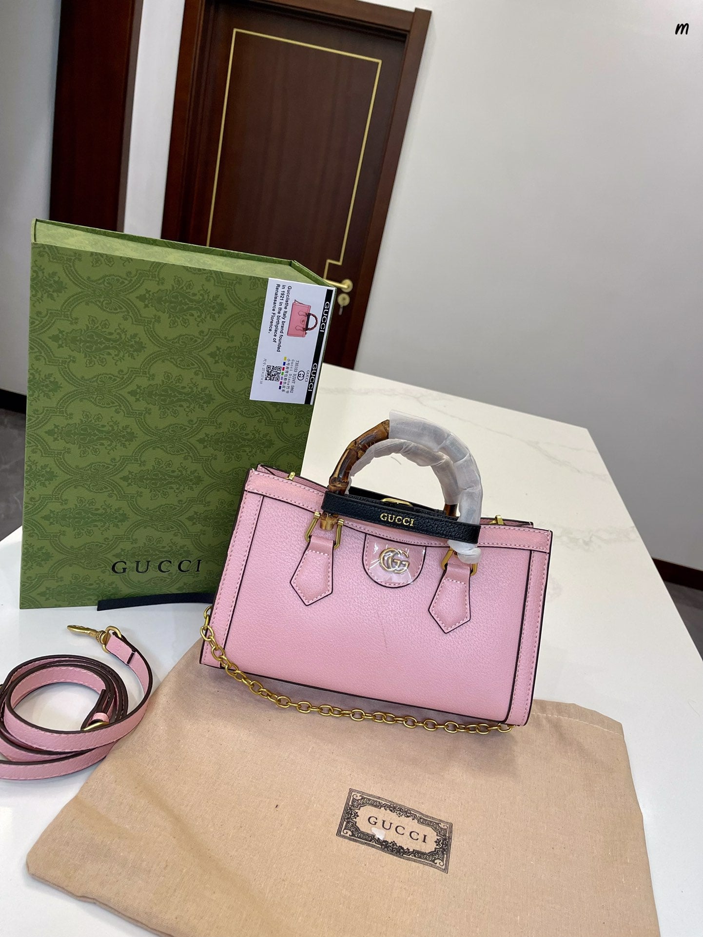 GUCCI BAG 504-3