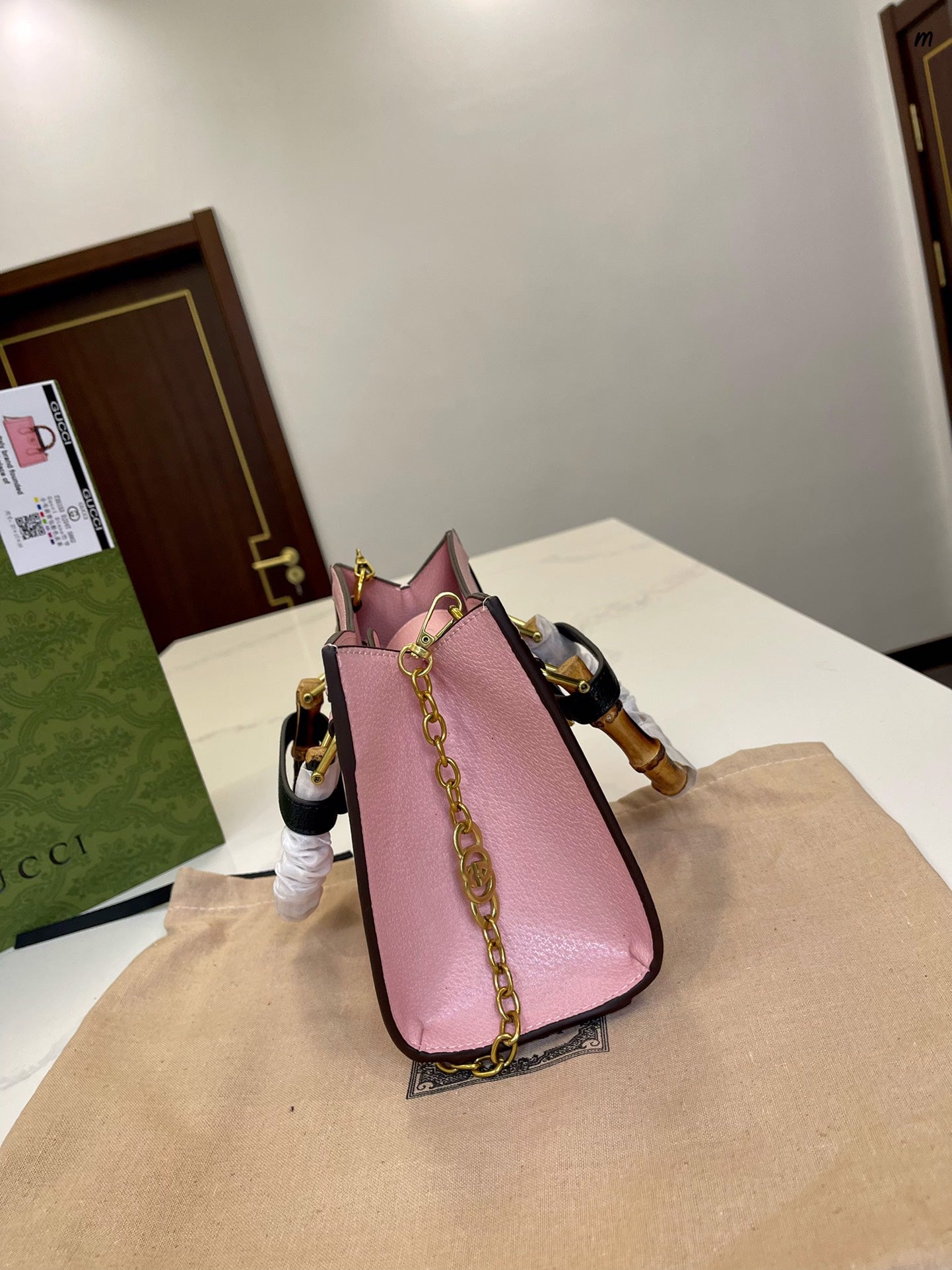 GUCCI BAG 504-3