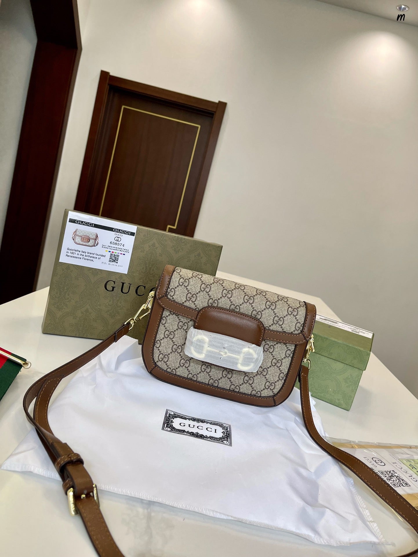 GUCCI BAG 505-1