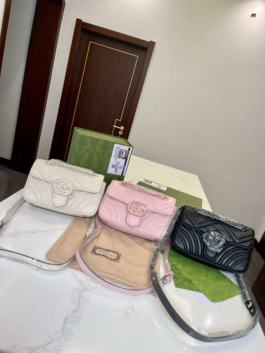 GUCCI BAG  511