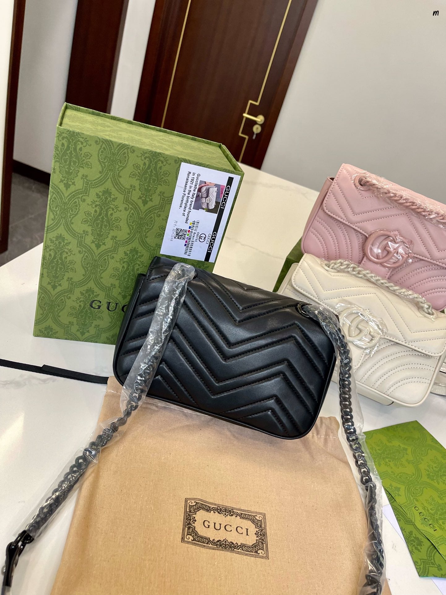 GUCCI BAG  511