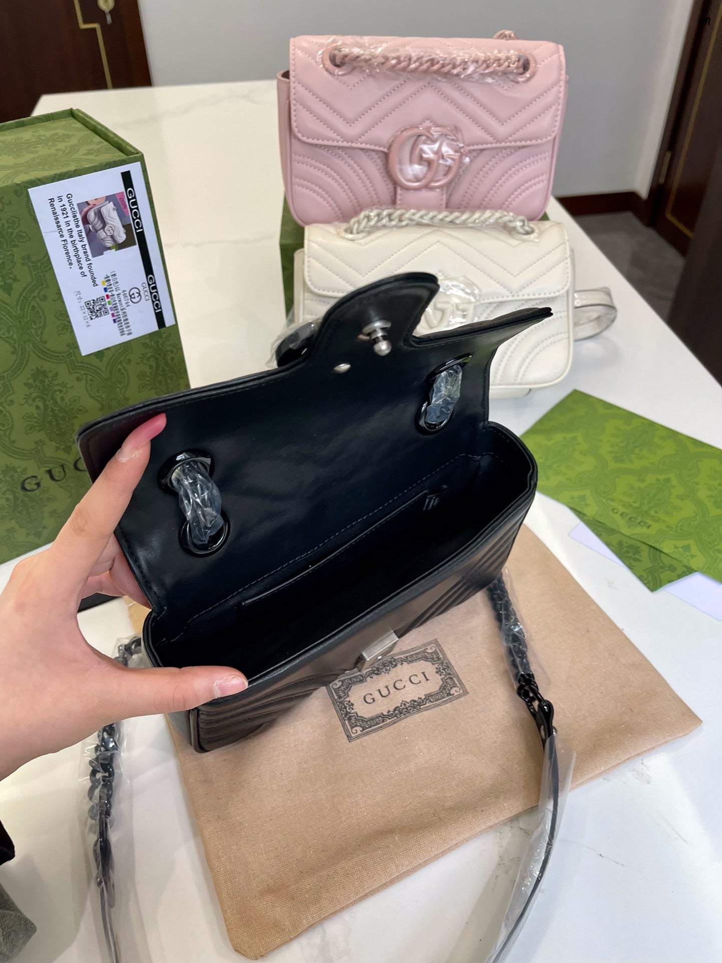 GUCCI BAG  511