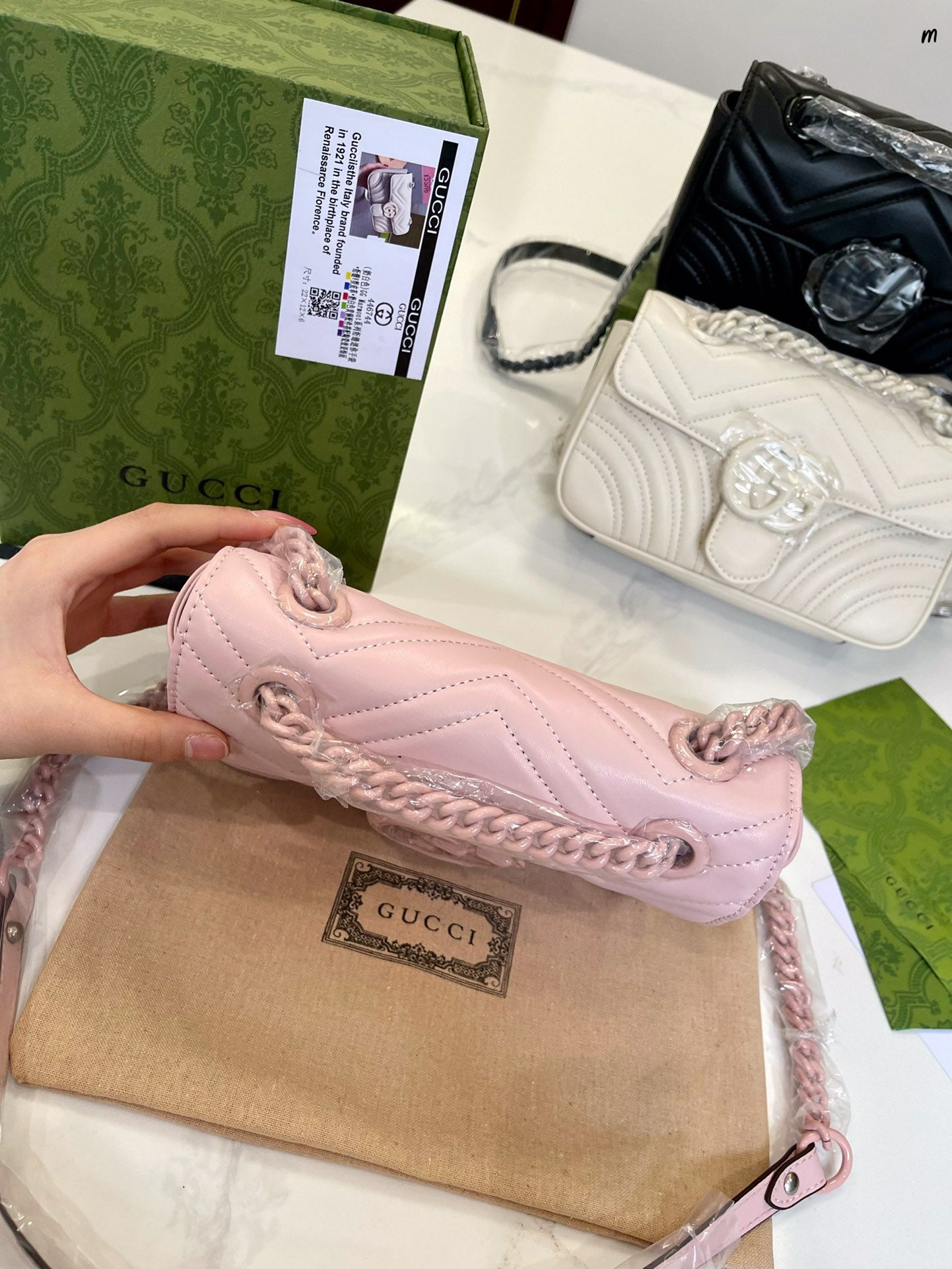 GUCCI BAG  511