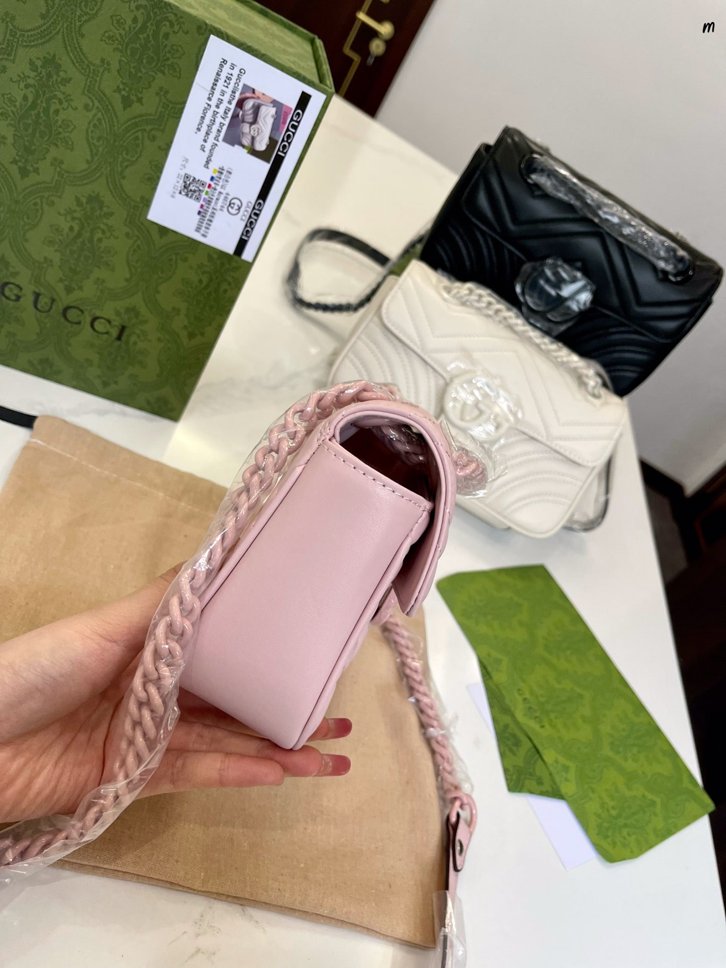 GUCCI BAG  511