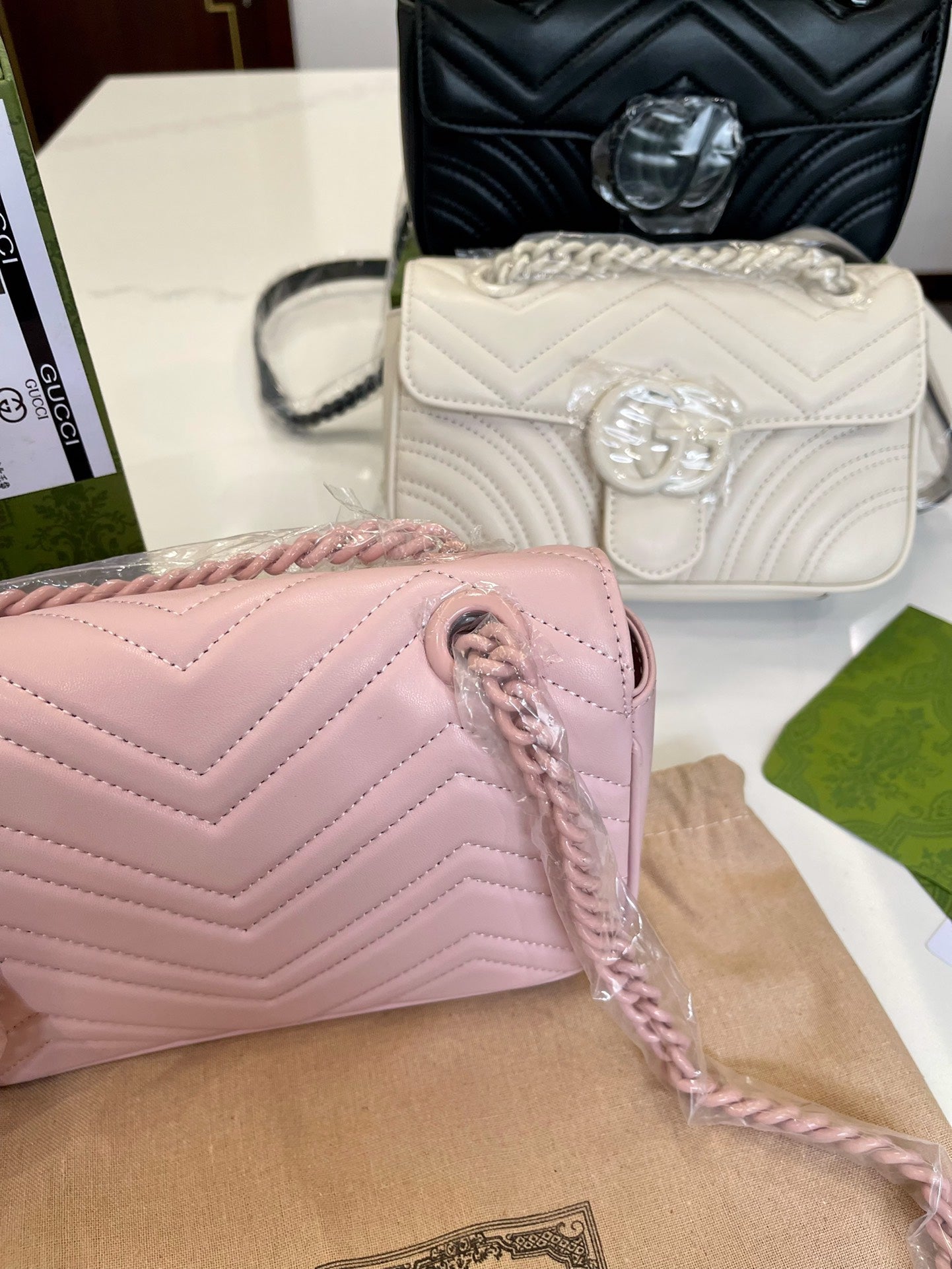 GUCCI BAG  511