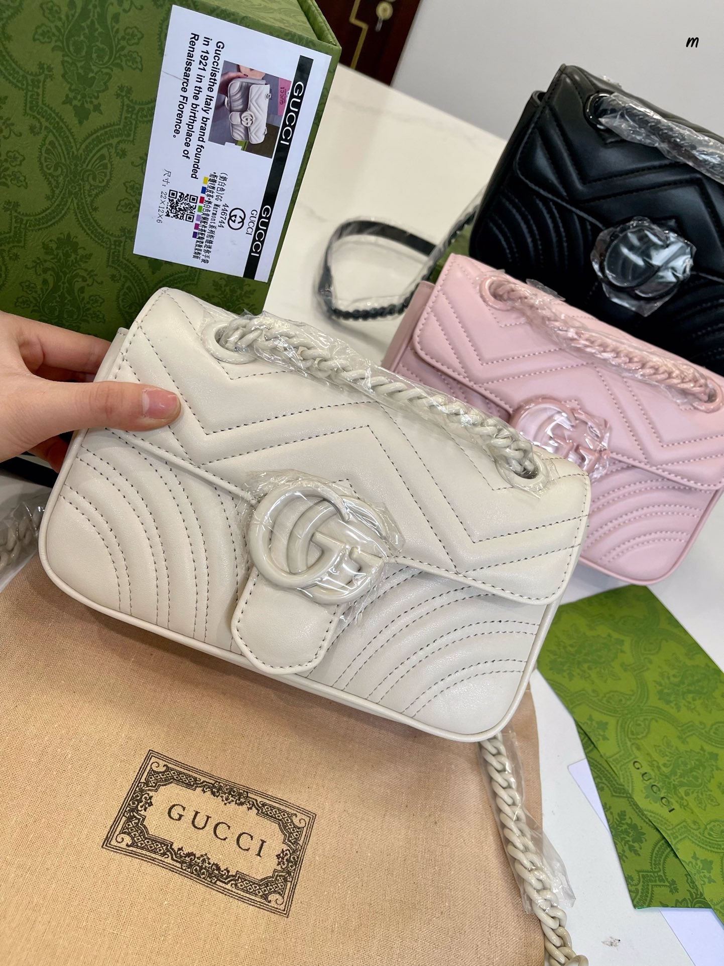 GUCCI BAG  511