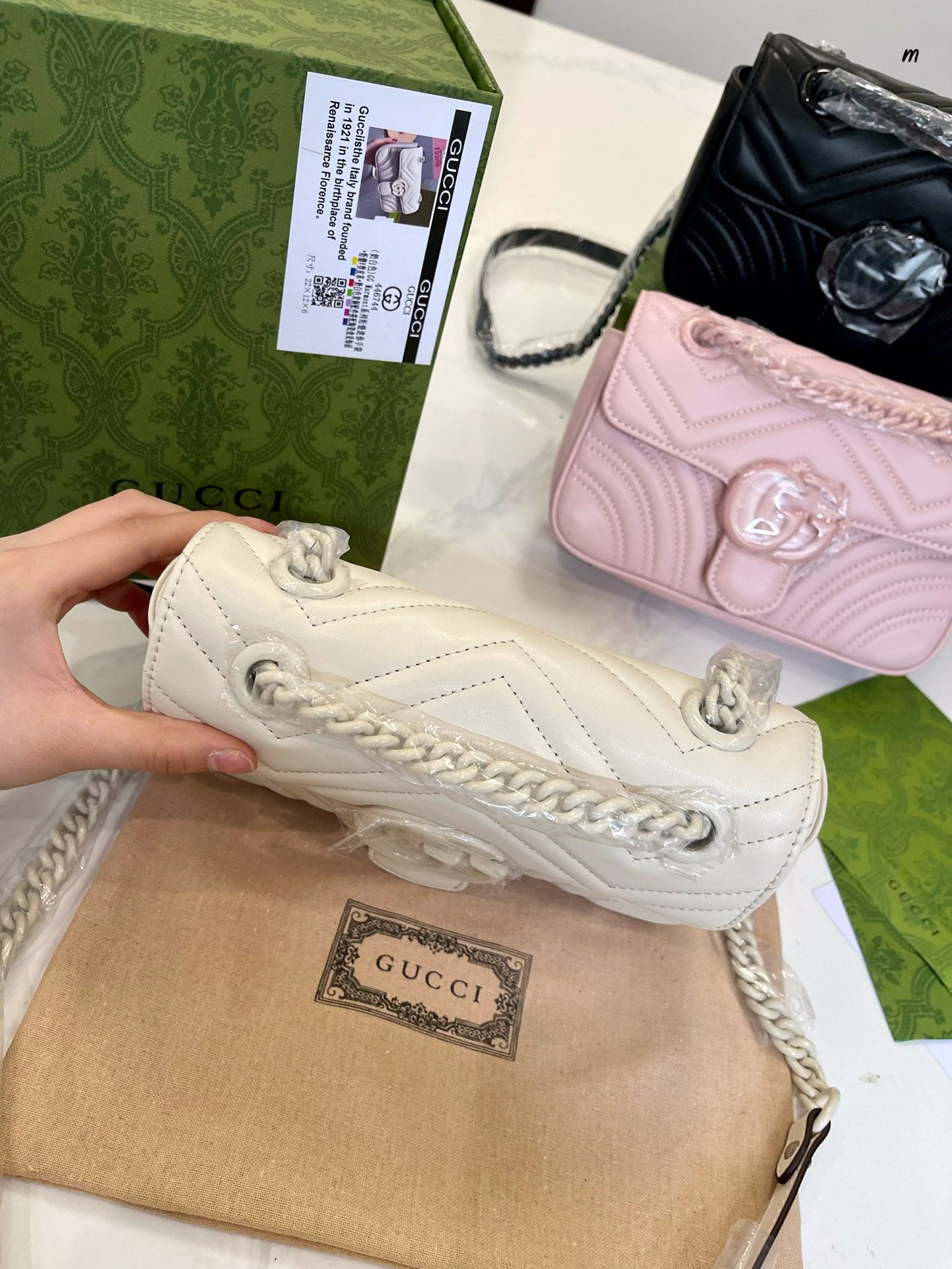 GUCCI BAG  511