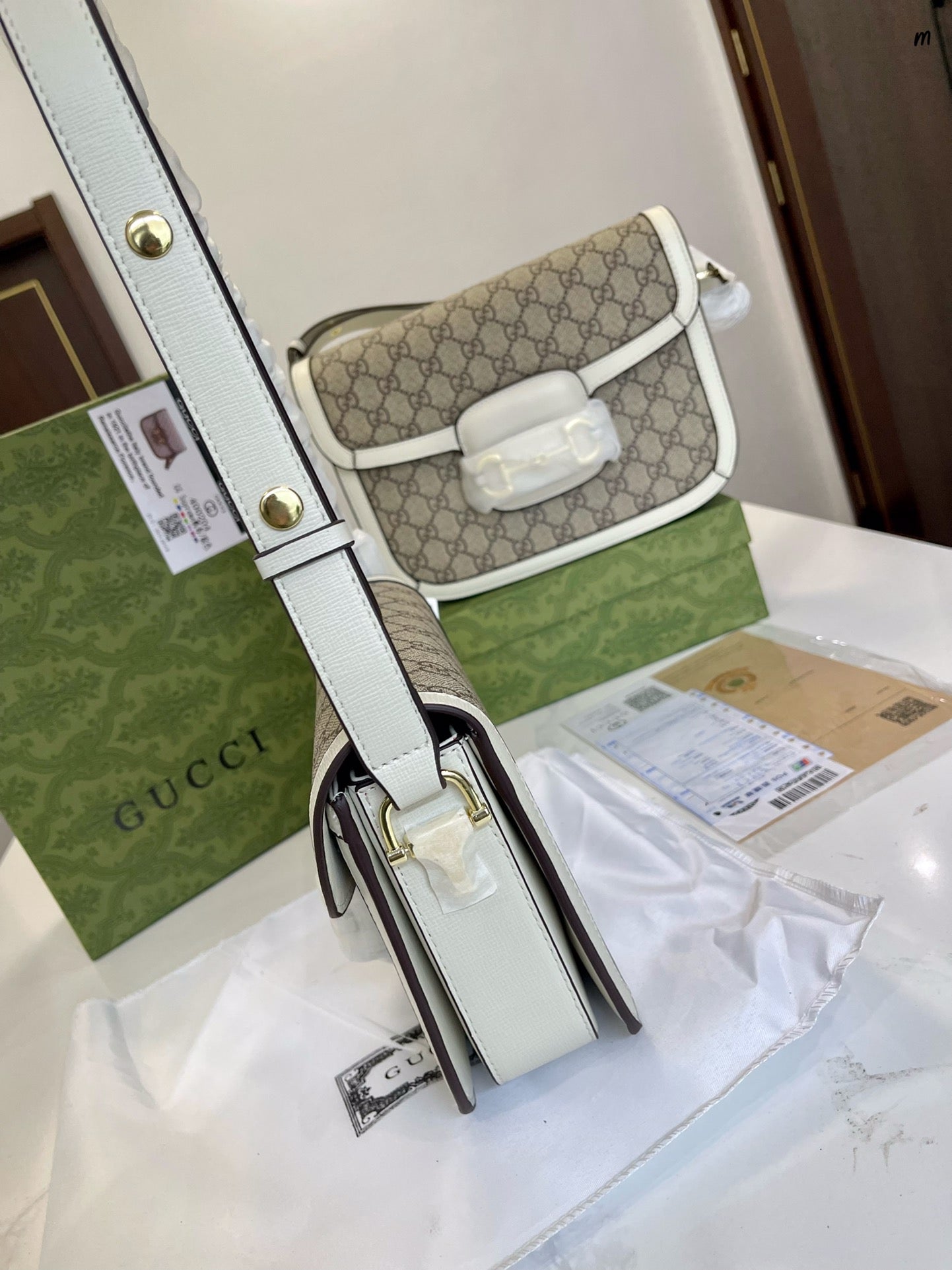 GUCCI BAG 512-4