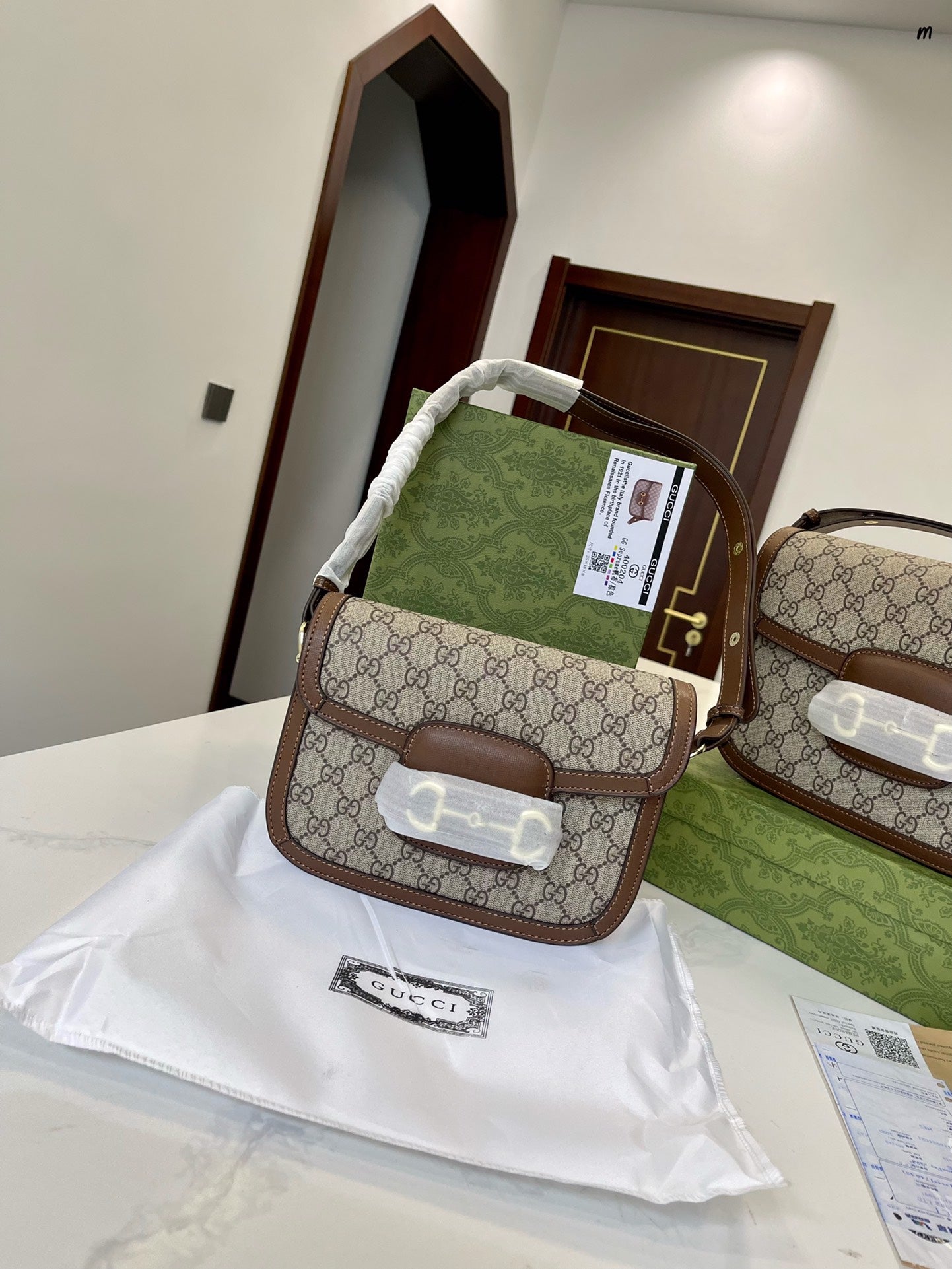 GUCCI BAG 512-4