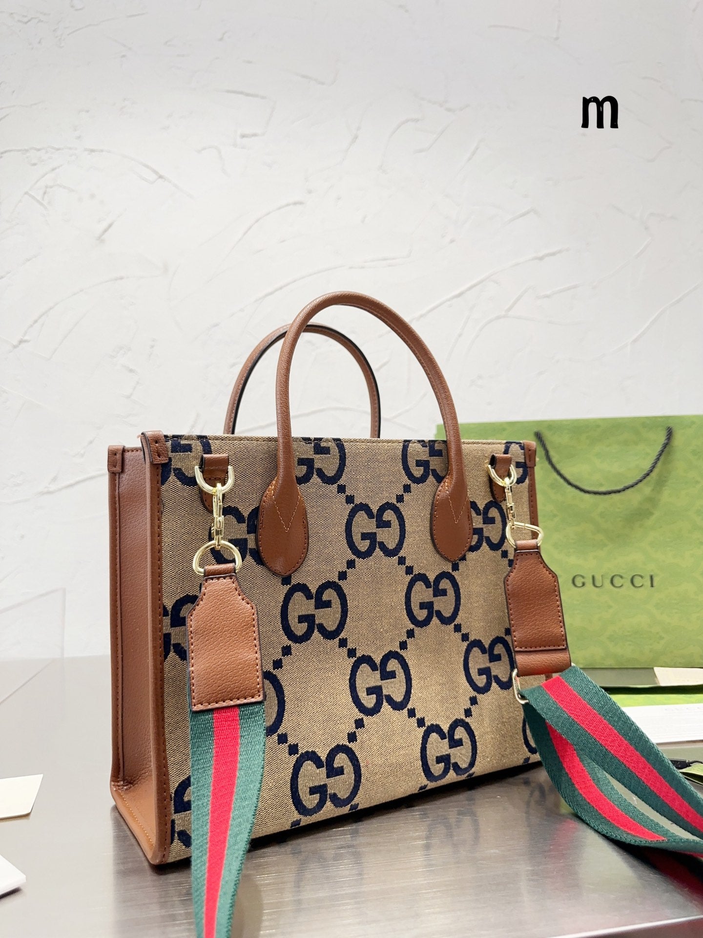 GUCCI BAG 517
