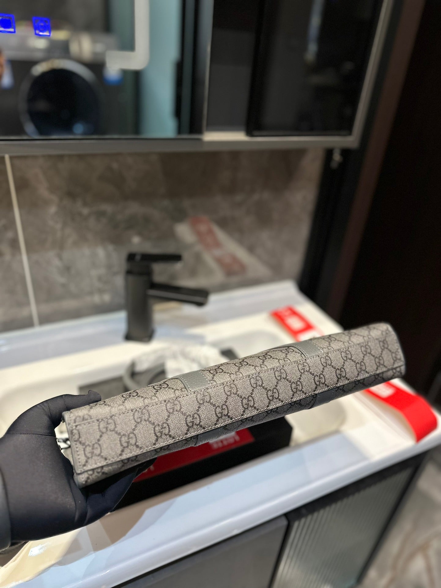 GUCCI BAG  519