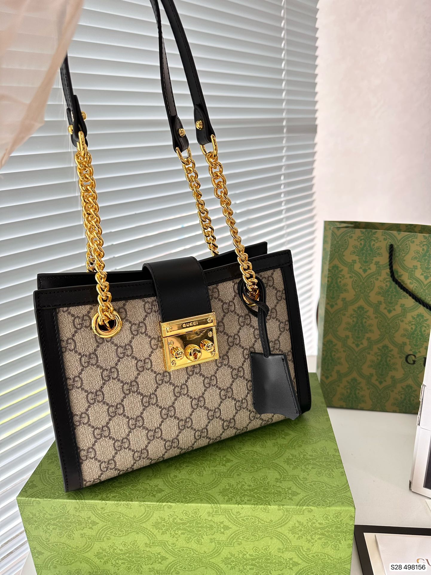 GUCCI BAG 522