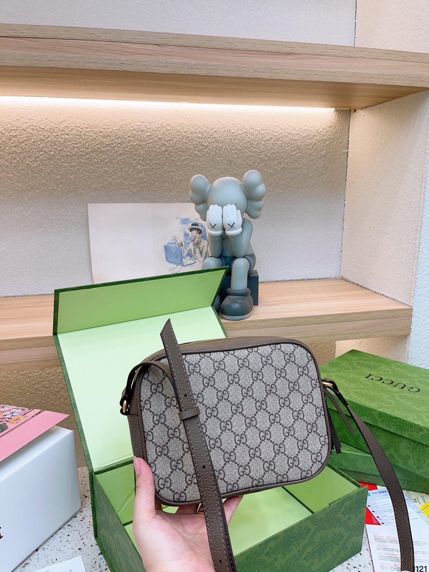 GUCCI BAG 523