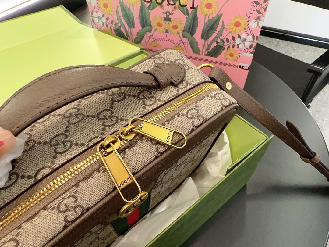 GUCCI BAG 524