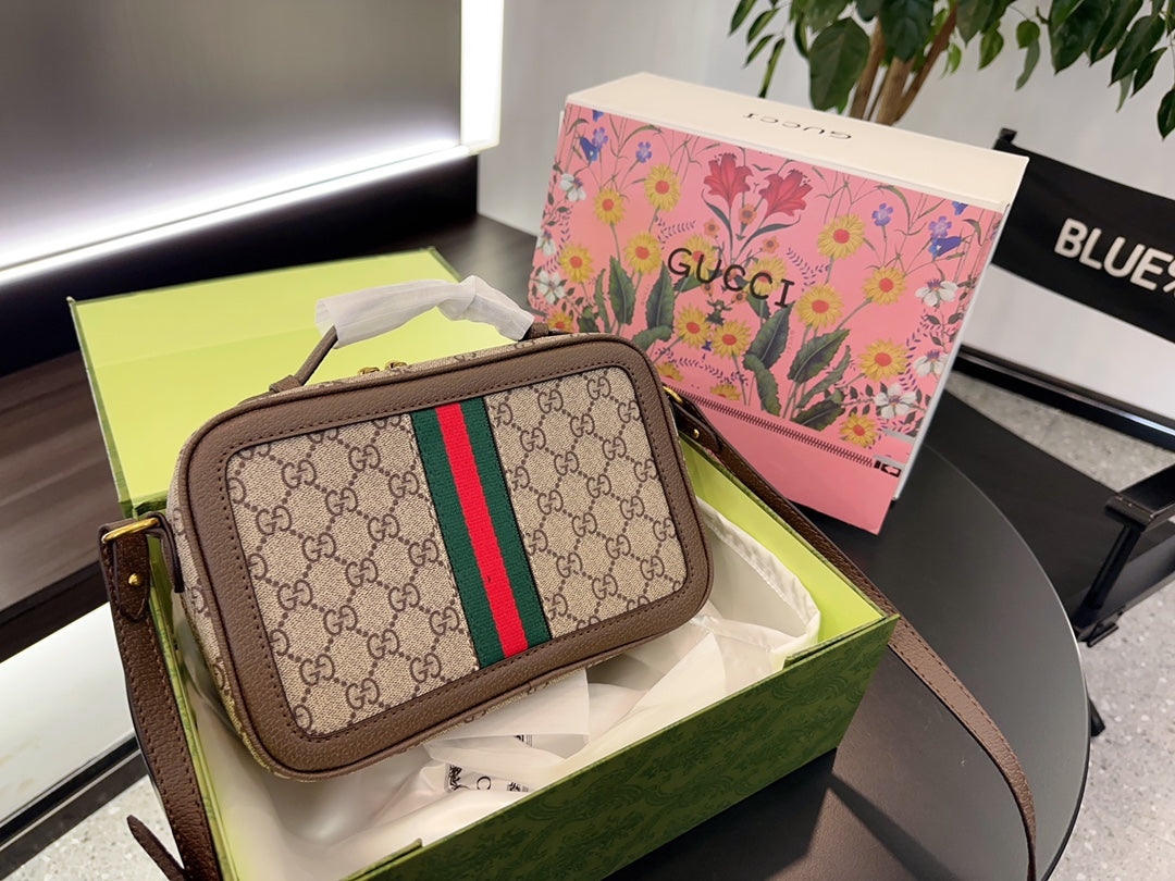 GUCCI BAG 524