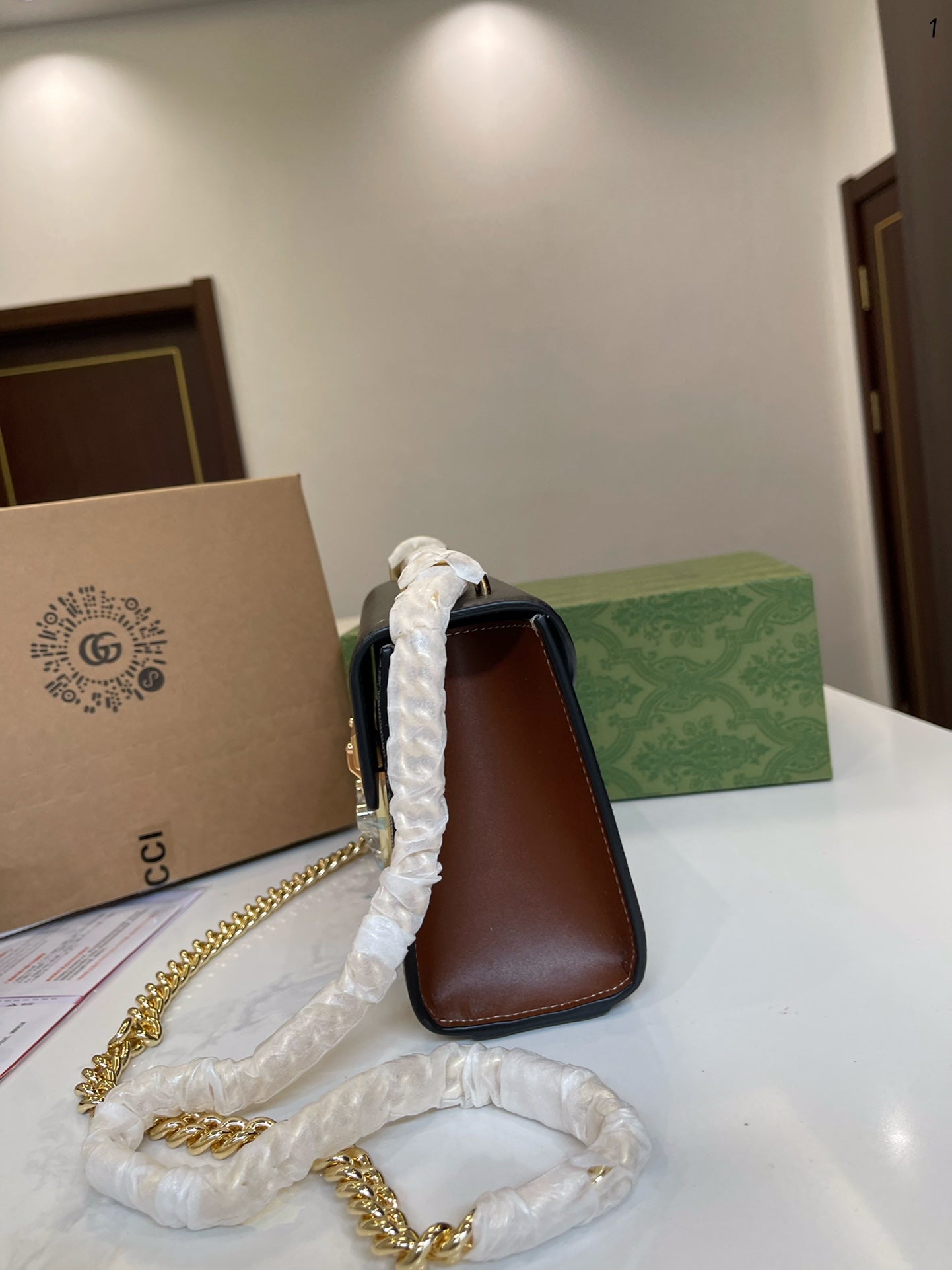 GUCCI BAG 539