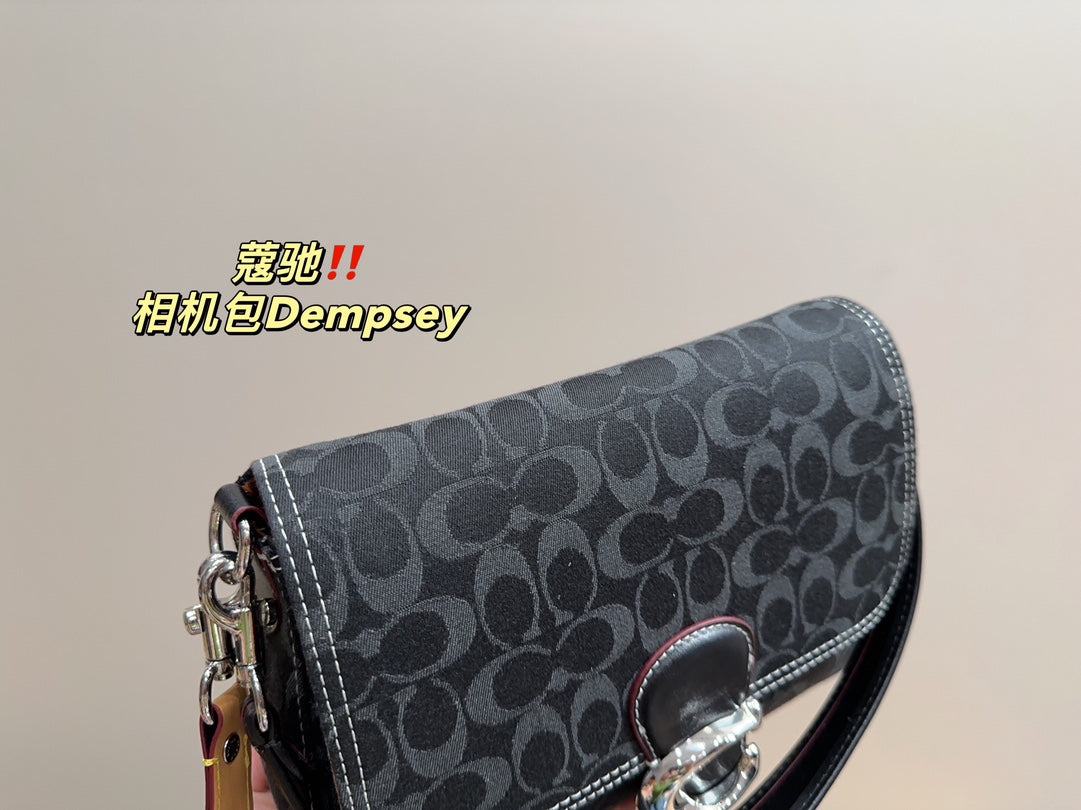 Co-BAG684