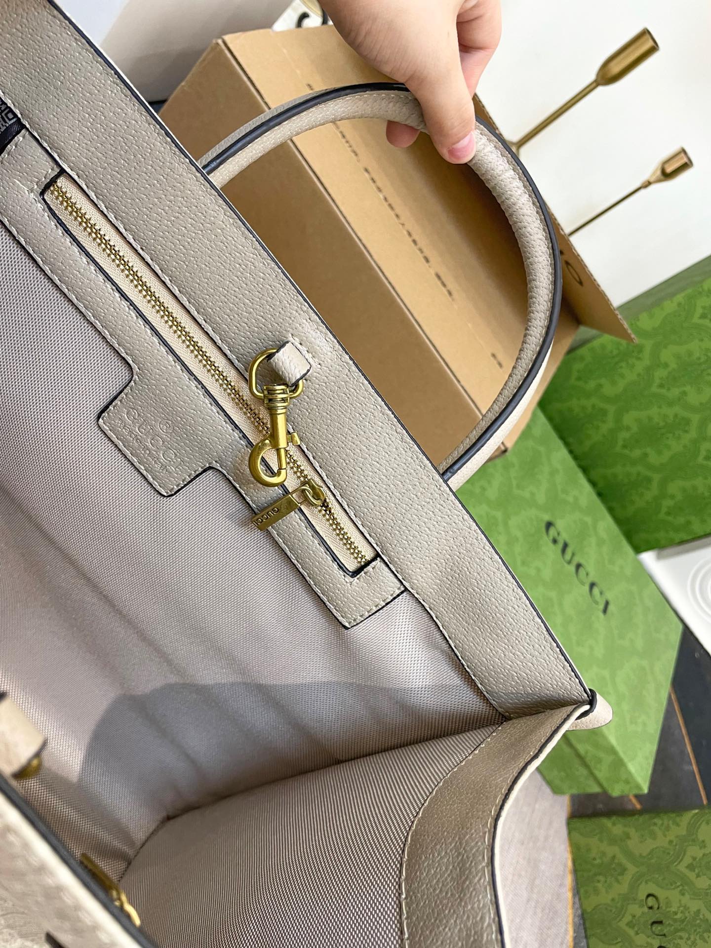 GUCCI BAG  544