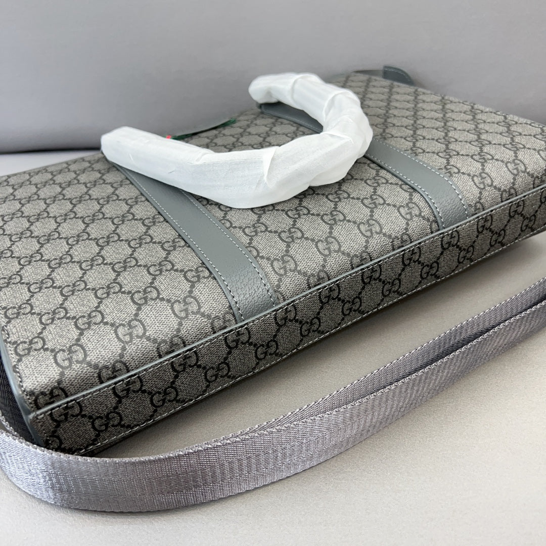 GUCCI  BAG 546