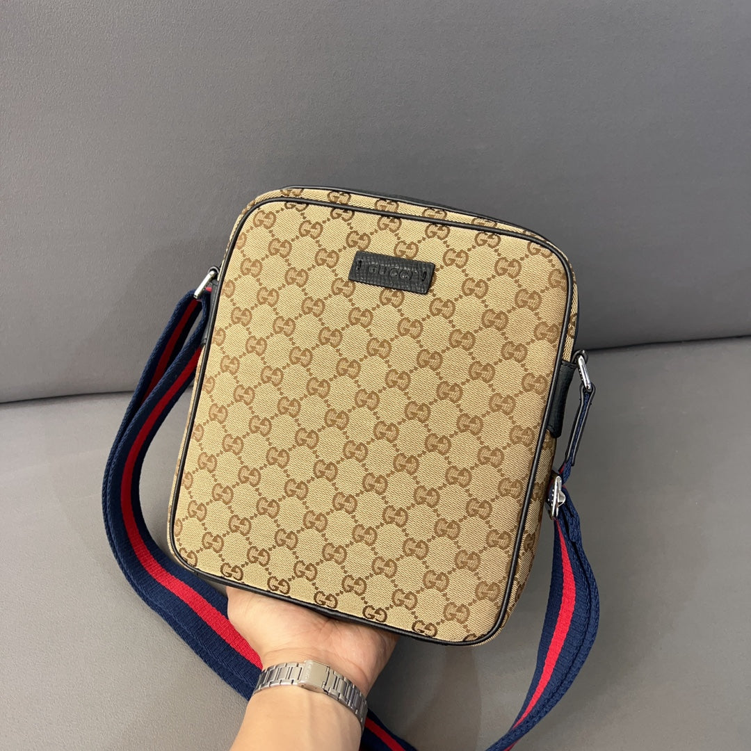 GUCCI BAG 547