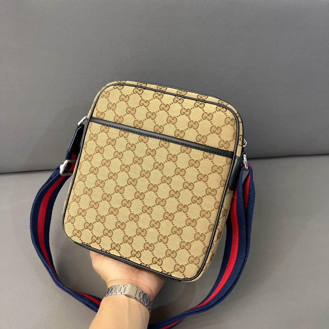 GUCCI BAG 547
