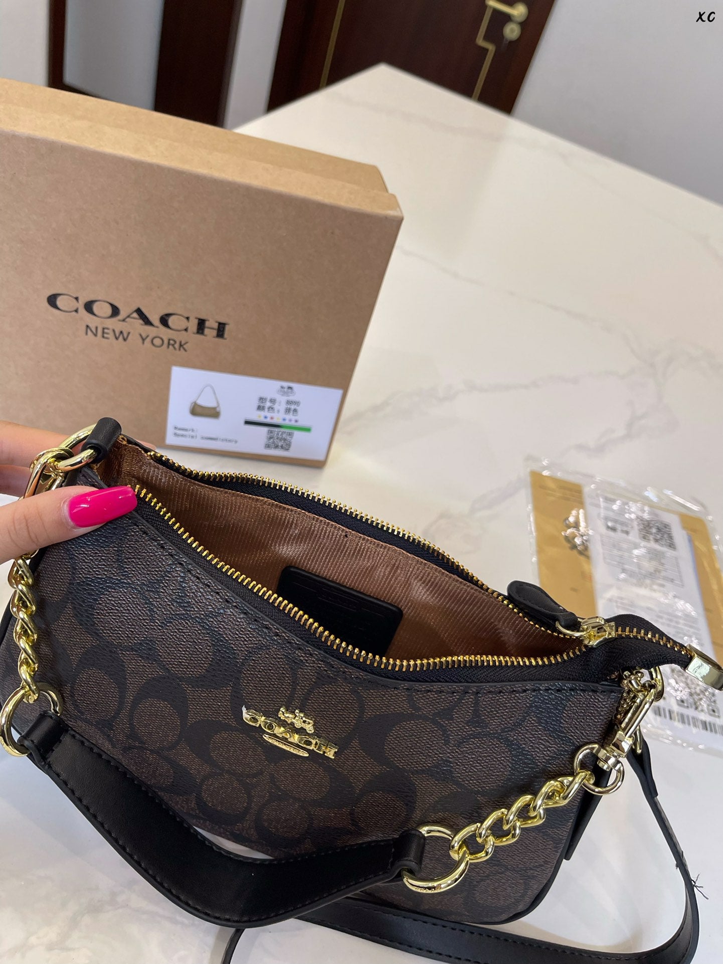 Co-BAG29