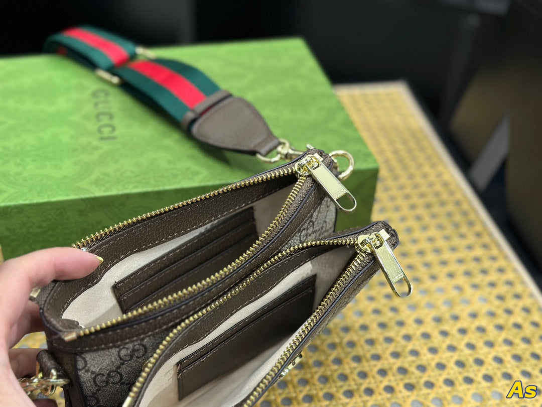 GUCCI BAG 552