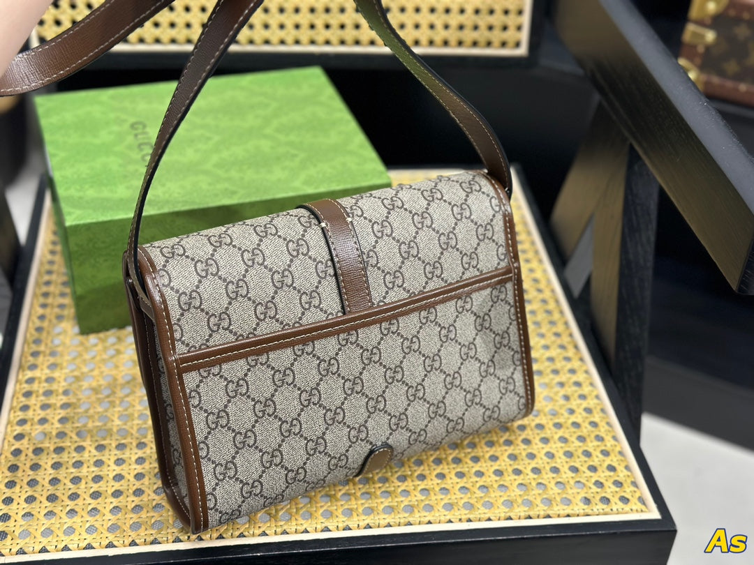 GUCCI BAG 553