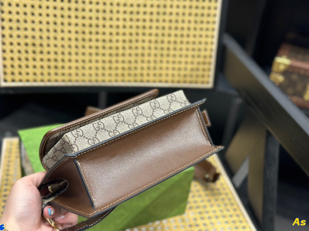 GUCCI BAG 554