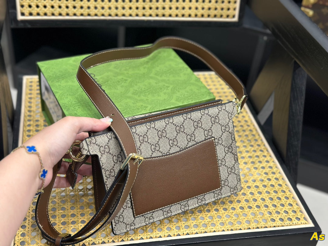 GUCCI BAG 554