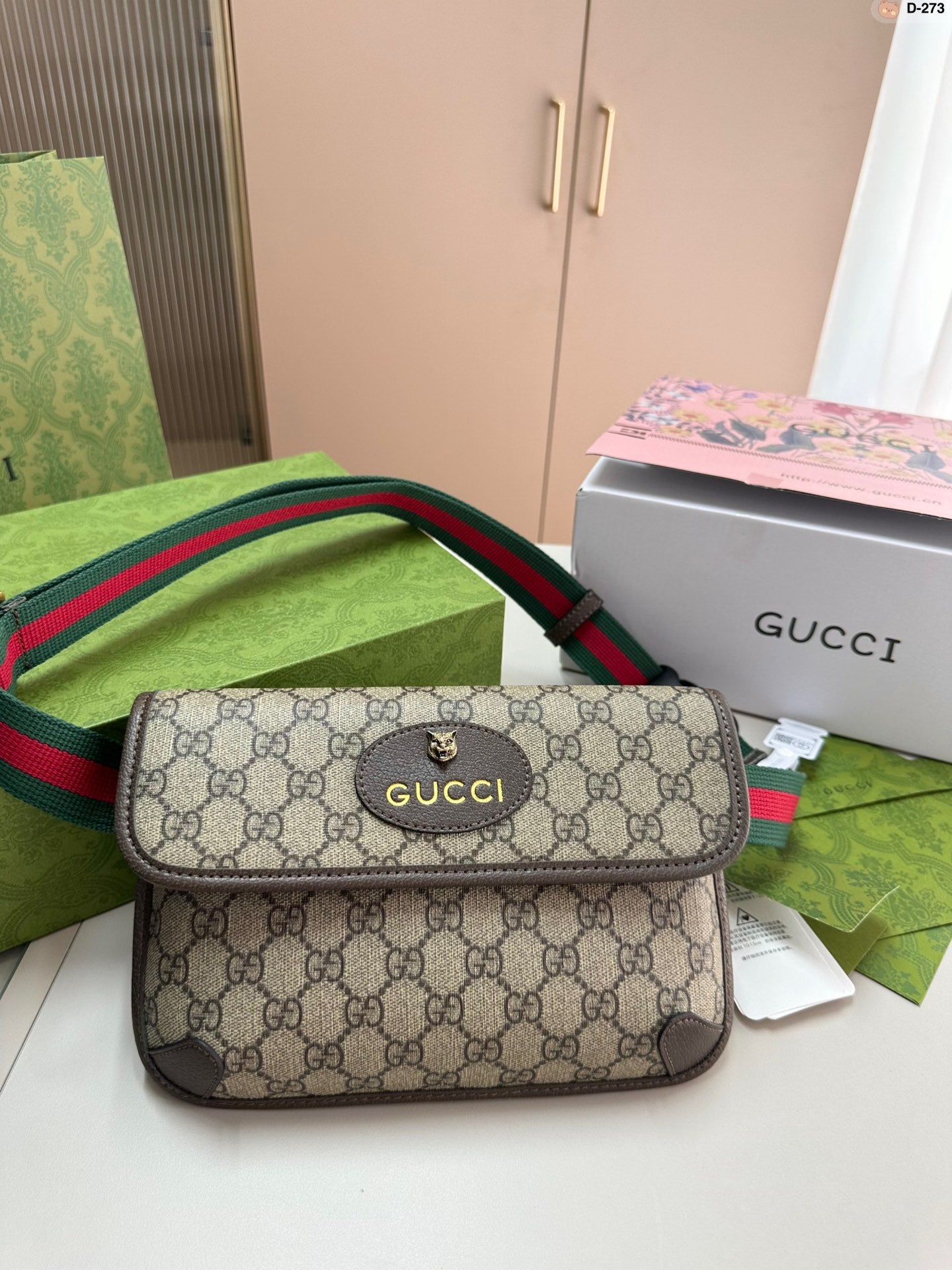 GUCCI BAG 563