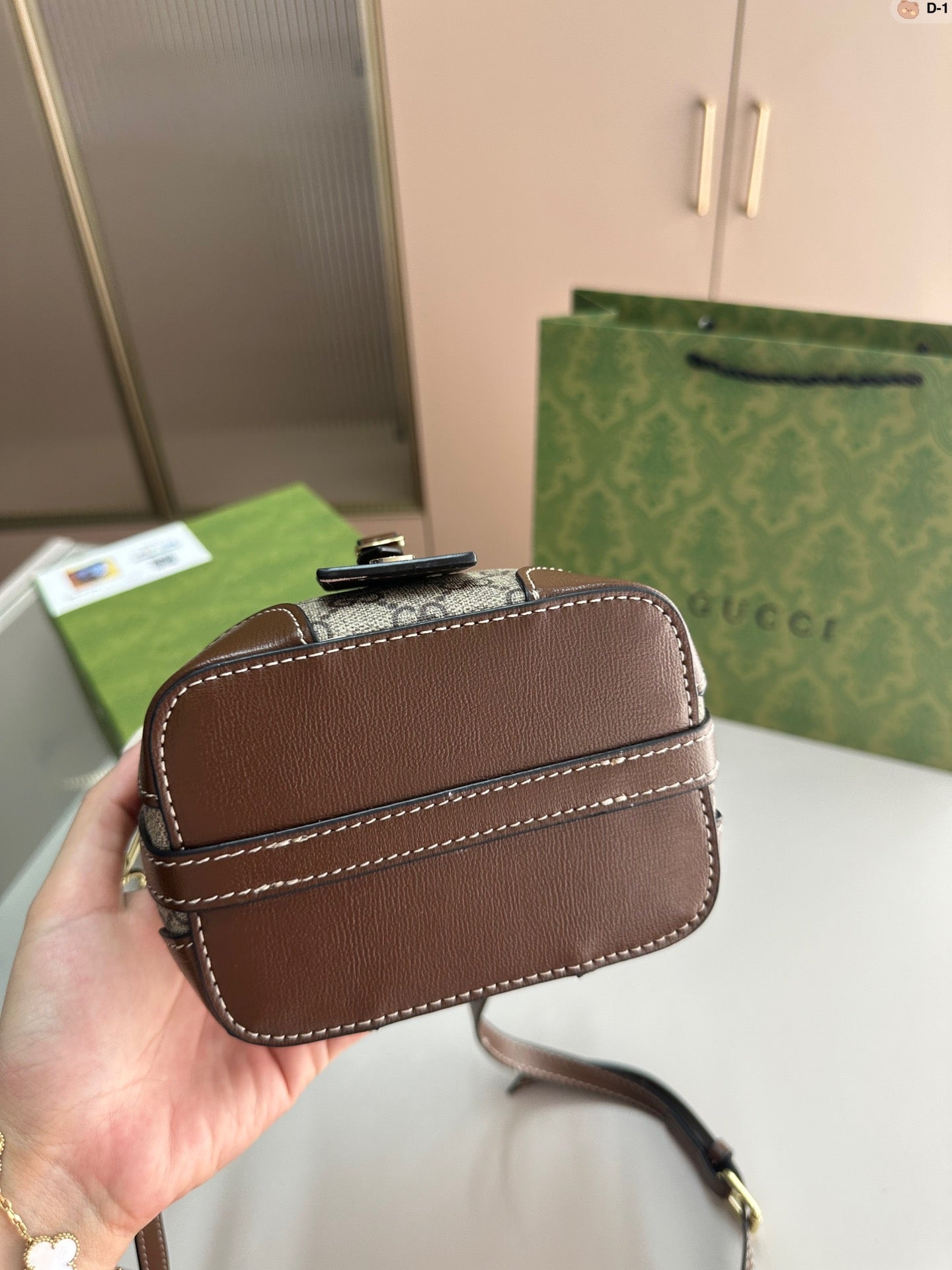 GUCCI BAG 564