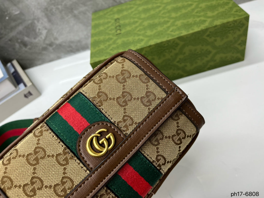 GUCCI BAG 568-2