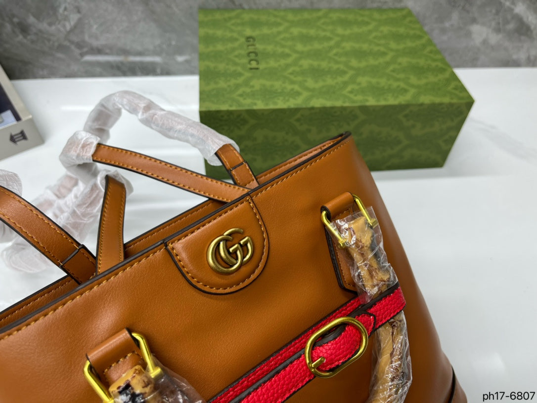 GUCCI BAG 569-2