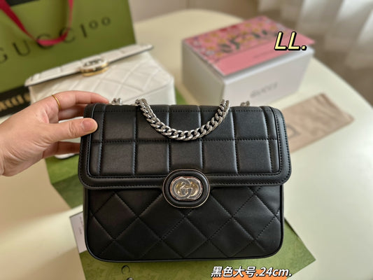 GUCCI BAG 572