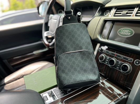 GUCCI BAG 581